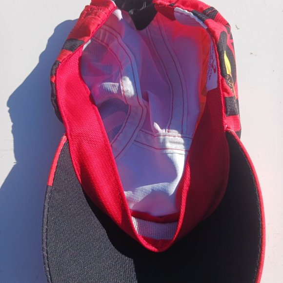 Newton Size OS Red Men's CAP - Picture 6 of 6